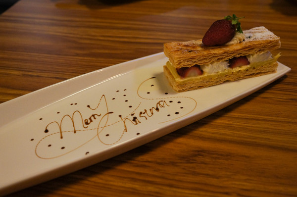 Bistro Smith 咖啡餐酒館：(胖樺食記)台北東區Bistro Smith 咖啡餐酒館。餐點一流環境舒適讓人流連忘返。