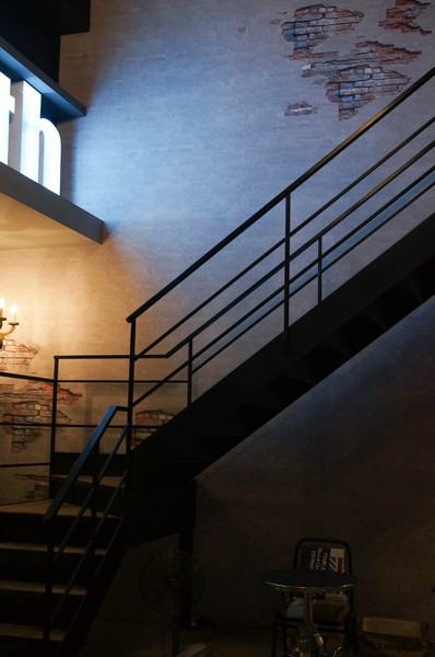 Bistro Smith 咖啡餐酒館：(胖樺食記)台北東區Bistro Smith 咖啡餐酒館。餐點一流環境舒適讓人流連忘返。