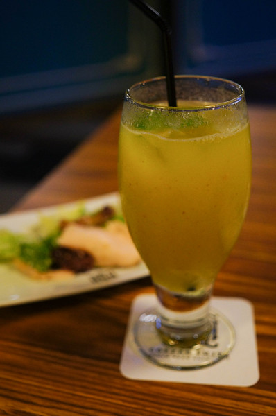 Bistro Smith 咖啡餐酒館：(胖樺食記)台北東區Bistro Smith 咖啡餐酒館。餐點一流環境舒適讓人流連忘返。