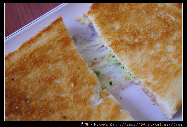 【高雄食記】三民區美食|食尚玩家推薦|熱樂煎爆漿乳酪三明治