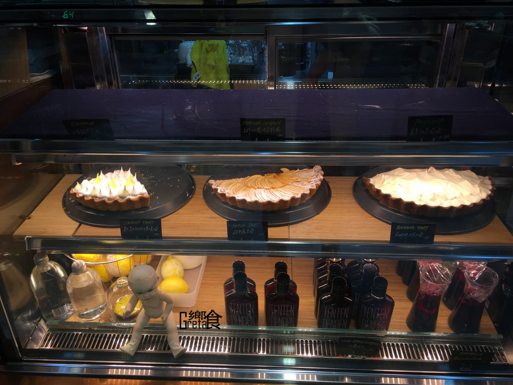 甜點櫃