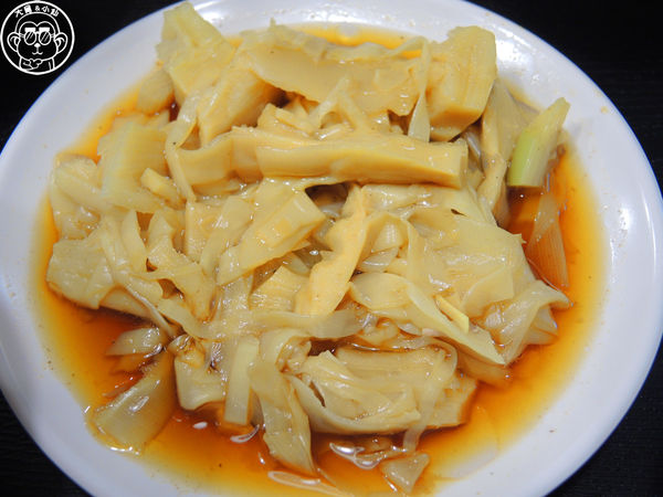 肉伯火雞肉飯(台北信義店)：呷飽祙【台北信義･肉伯火雞肉飯】CNN推薦必吃台南美食來台北開店囉