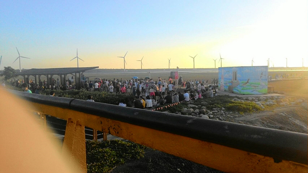 禾鍋子:台中住宿-逢甲薇她/絕美夕景-高美濕地/平價火鍋-禾鍋子