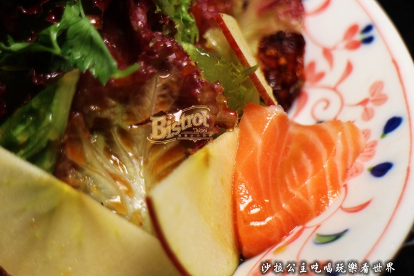 義麵坊小酒吧Bistrot Taipei：松菸小酒館『義麵坊小酒吧Bistrot Taipei』餐酒館/捷運市政府站