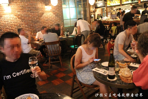 義麵坊小酒吧Bistrot Taipei：松菸小酒館『義麵坊小酒吧Bistrot Taipei』餐酒館/捷運市政府站