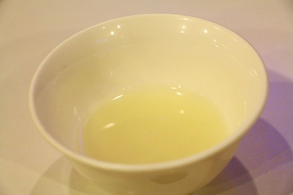 大灣碼頭：【羽諾食記】大灣碼頭熱炒生猛海鮮(松隆店)♥現撈海鮮創意料理♥捷運市政府站晚餐&宵夜推薦