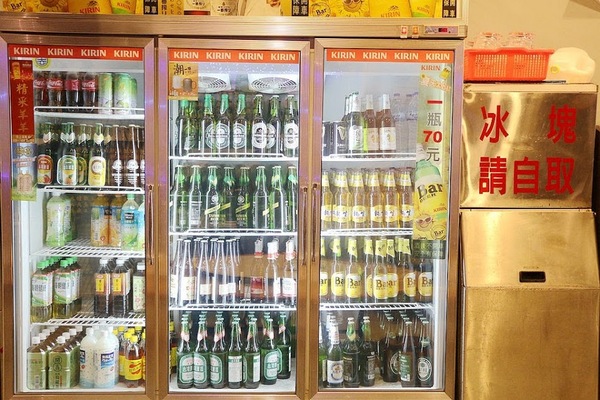 大灣碼頭：【羽諾食記】大灣碼頭熱炒生猛海鮮(松隆店)♥現撈海鮮創意料理♥捷運市政府站晚餐&宵夜推薦