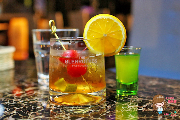 La Vida Loca 瘋狂人生餐廳:【食記】台北世貿101站 瘋狂人生餐酒館 La Vida Loca 信義店 松阪豬青醬燉飯 明太子干貝 配微醺調酒