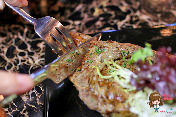 La Vida Loca 瘋狂人生餐廳:【食記】台北世貿101站 瘋狂人生餐酒館 La Vida Loca 信義店 松阪豬青醬燉飯 明太子干貝 配微醺調酒