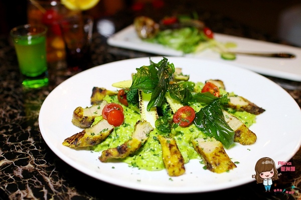 La Vida Loca 瘋狂人生餐廳:【食記】台北世貿101站 瘋狂人生餐酒館 La Vida Loca 信義店 松阪豬青醬燉飯 明太子干貝 配微醺調酒