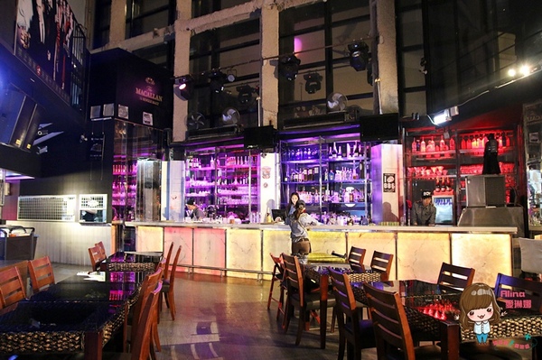 La Vida Loca 瘋狂人生餐廳:【食記】台北世貿101站 瘋狂人生餐酒館 La Vida Loca 信義店 松阪豬青醬燉飯 明太子干貝 配微醺調酒