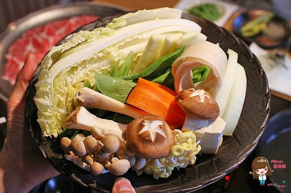 どん亭：【食記】台北中山 どん亭 Don Tei 壽喜燒火鍋吃到飽 來自日本的海外第一家分店 大推梅花豚豬肉