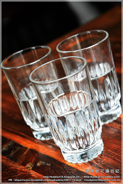 永心鳳茶 Tea & Cake Selection Bar:【高雄】苓雅區。Yonshin Tea 永心鳳茶《精緻茶與茶食選品店》