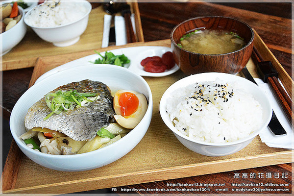 永心鳳茶 Tea & Cake Selection Bar:【高雄】苓雅區。Yonshin Tea 永心鳳茶《精緻茶與茶食選品店》