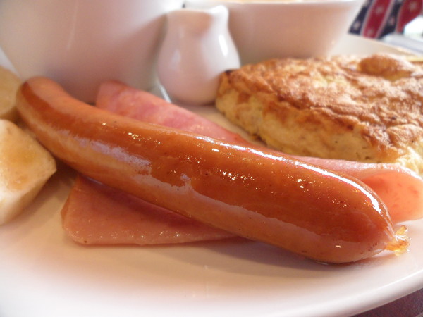 咖啡家Coffee+(彰化辭修店): 【彰化市區.美食】COFFEE+咖啡家 ☆ 彰化後火車站 ☆ 輕食 ☆ 義大利麵 ☆ 早午餐 ☆ 假日聚餐好選擇