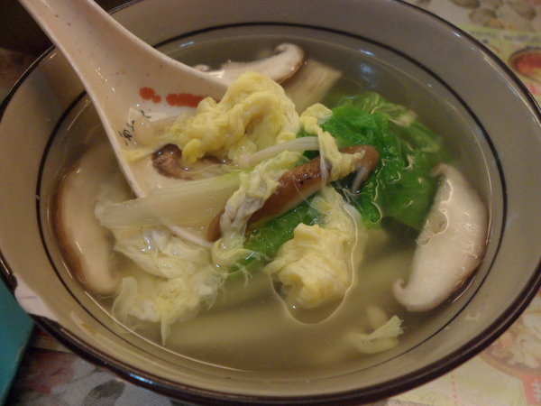 甘泉魚麵(林口店):【桃園龜山.美食】甘泉魚麵 ☆ 分布全台無地雷的麵食名家