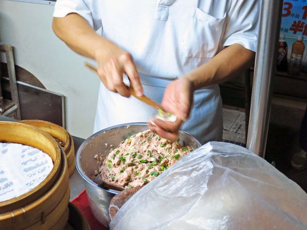 【三重美食】文化北路小籠包-1顆8元的小籠包