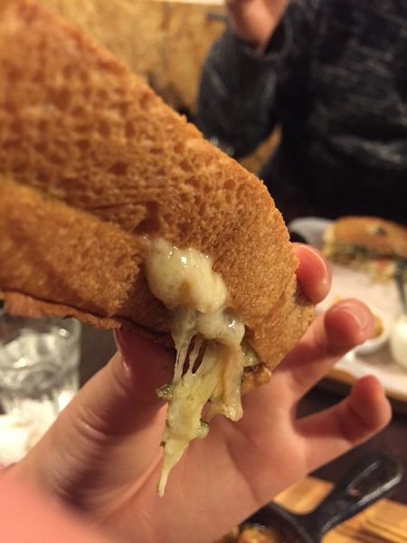 妳有咖啡:在咖啡店吃的到Q彈米粒起司親子丼-妳有咖啡neo cafe