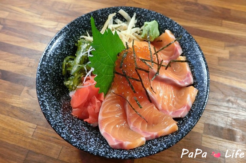 鮭魚親子丼.JPG