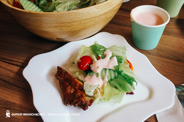 GUFO27 BRUNCH&CAFE:台北_ Gufo27 Brunch&cafe, 大份量早午餐&超夢幻彩虹冰沙、瓶子蛋糕