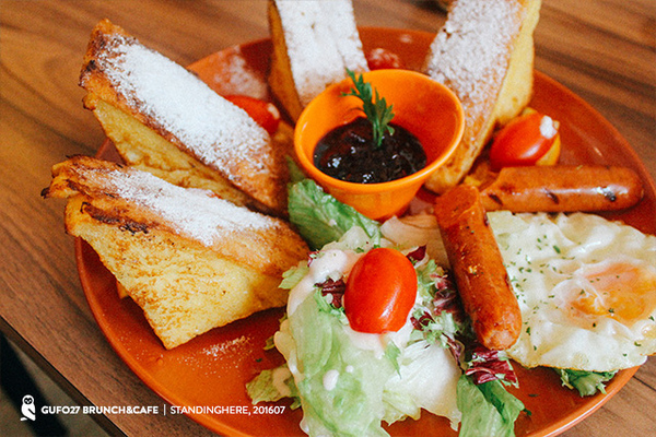 GUFO27 BRUNCH&CAFE:台北_ Gufo27 Brunch&cafe, 大份量早午餐&超夢幻彩虹冰沙、瓶子蛋糕