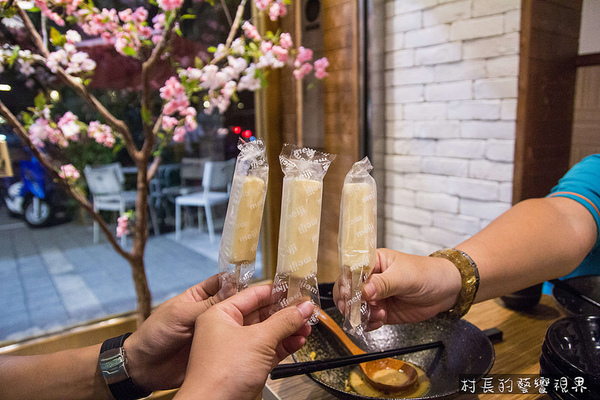 山本堂日式拉麵:【食記】{高雄。鼓山區}山本堂日式拉麵加麵不用錢呷粗飽