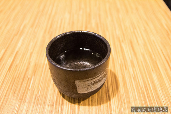 山本堂日式拉麵:【食記】{高雄。鼓山區}山本堂日式拉麵加麵不用錢呷粗飽