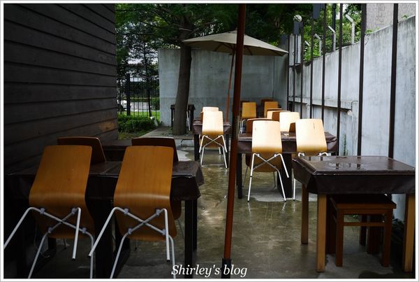 古楝咖啡:捷運忠孝新生站‧古楝咖啡