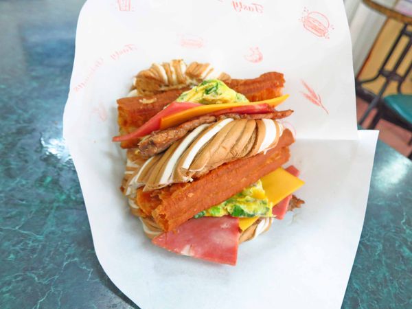 【板橋美食】太和豆漿-中式早餐巨無霸漢堡