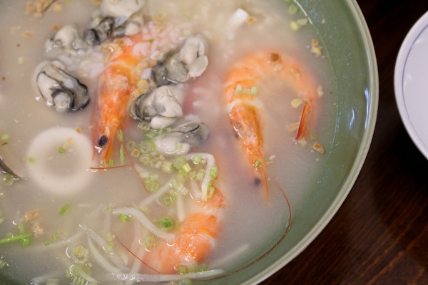 原味海產粥 生魚片丼飯:讓你體驗不一樣的原味海產粥 生魚片丼飯~