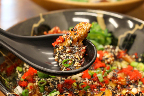 原味海產粥 生魚片丼飯:讓你體驗不一樣的原味海產粥 生魚片丼飯~