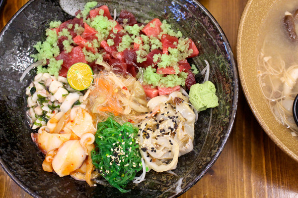 原味海產粥 生魚片丼飯:讓你體驗不一樣的原味海產粥 生魚片丼飯~