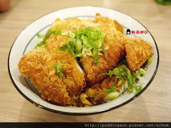 P1380335卡滋雪花豬排丼.JPG