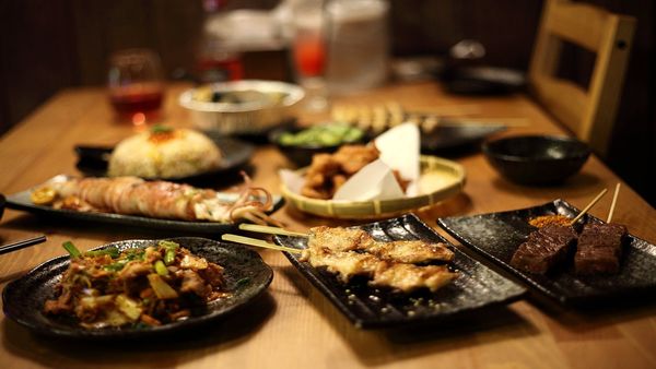 一緒 串燒-酒場：【台北居酒屋】【北捷善導寺站】一緒串燒酒場-炭火燒烤 & 炒功了得．長安東路燒肉/串燒/捷運善導寺站