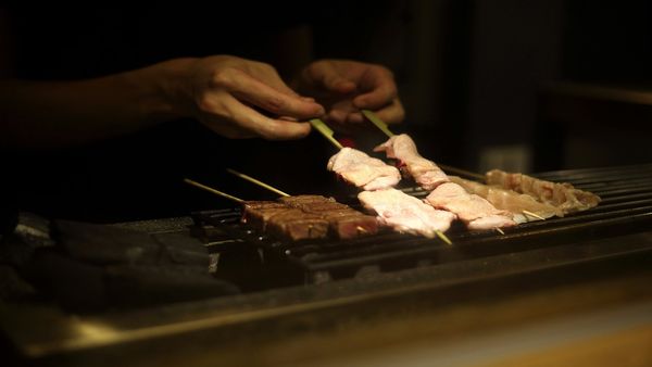 一緒 串燒-酒場：【台北居酒屋】【北捷善導寺站】一緒串燒酒場-炭火燒烤 & 炒功了得．長安東路燒肉/串燒/捷運善導寺站