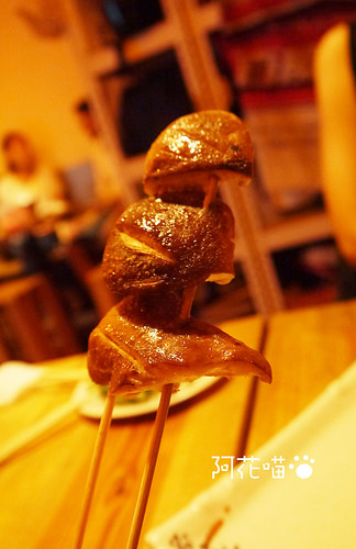 西門內疆精緻串燒:【西門│日式串燒】CP值高!小聚豪飲『西門內疆精緻串燒』