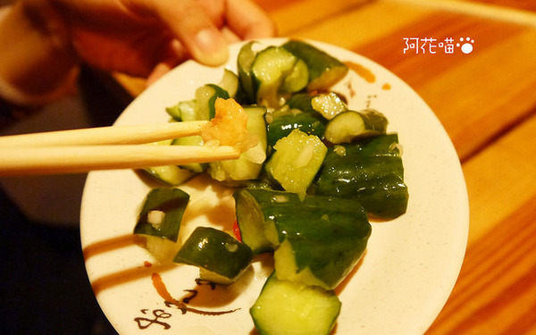 西門內疆精緻串燒:【西門│日式串燒】CP值高!小聚豪飲『西門內疆精緻串燒』