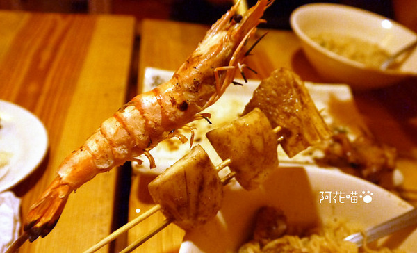 西門內疆精緻串燒:【西門│日式串燒】CP值高!小聚豪飲『西門內疆精緻串燒』