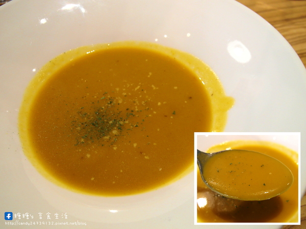 覺樂Parfait Cafe:〖台中│美食〗覺樂Parfait Cafe ❤ 超萌龍貓鐵鍋舒芙蕾抹茶口味新上市~~~吸睛指數再破表!!!!抹茶控的你千萬別錯過!!