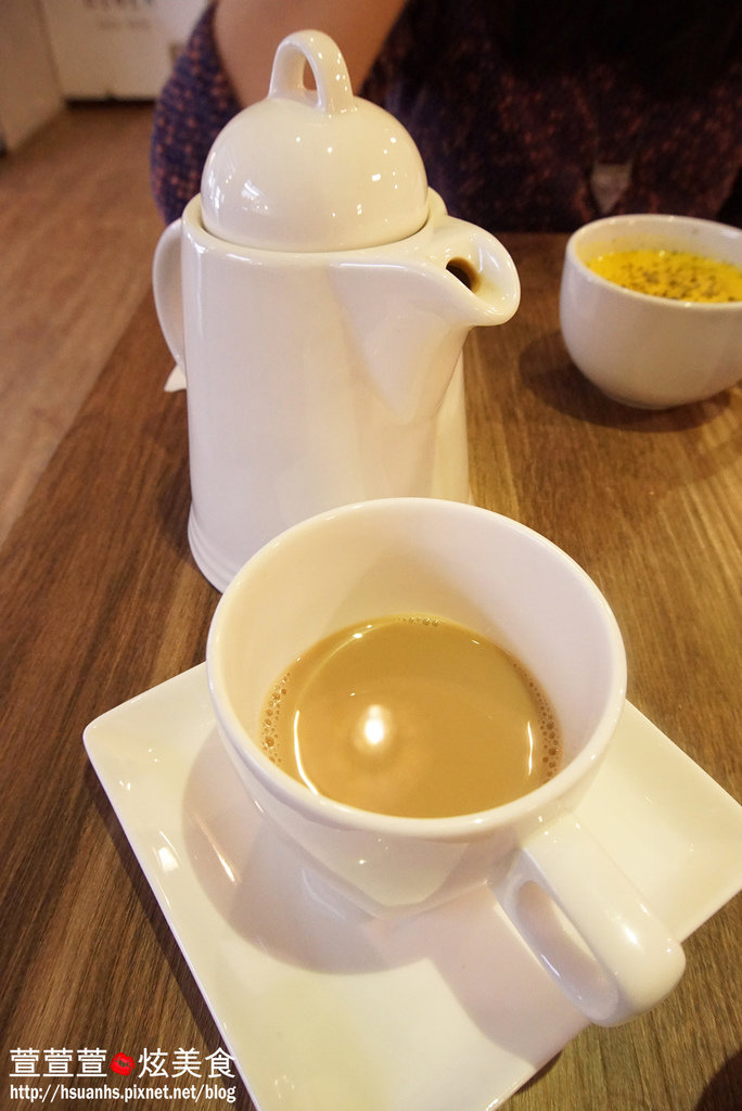 高雄- 44 bit cafe (20).JPG