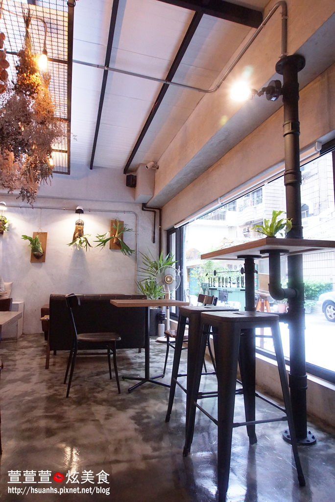 高雄- 44 bit cafe (6).JPG