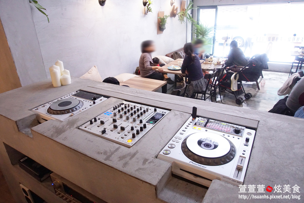 高雄- 44 bit cafe (14).JPG