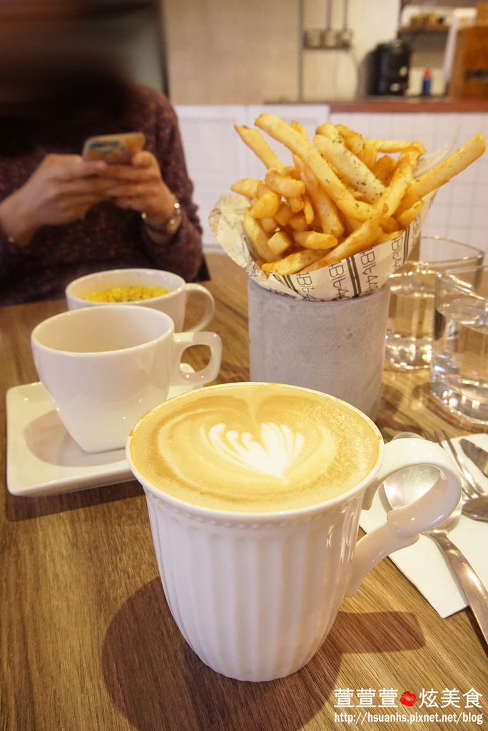 高雄- 44 bit cafe (21).JPG