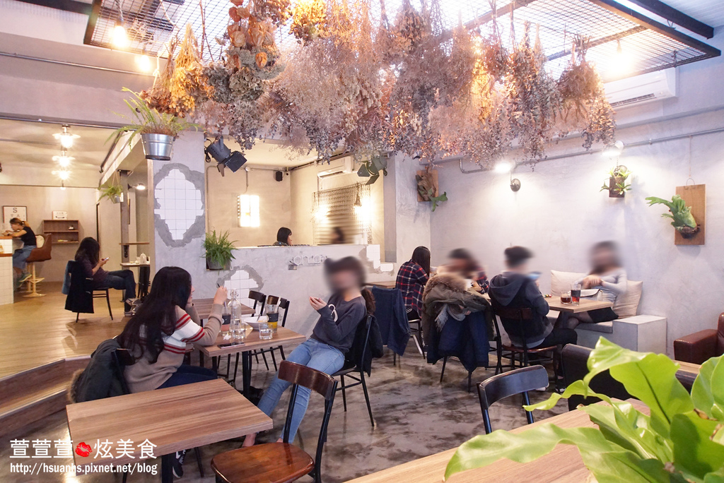 高雄- 44 bit cafe (4).JPG