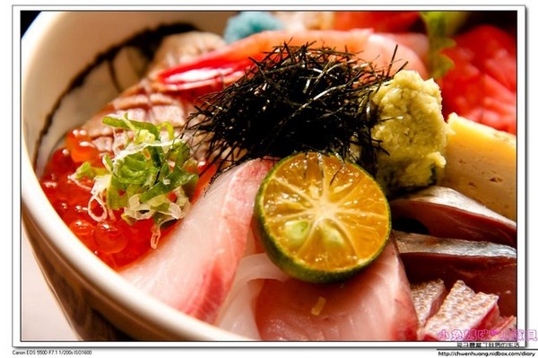 肥猫漁夫 海鮮丼專賣店:【美食♥台北】☼ 肥貓漁夫海鮮丼專賣店 ☼來自東北角新鮮魚貨,美味的海鮮丼飯♥♥