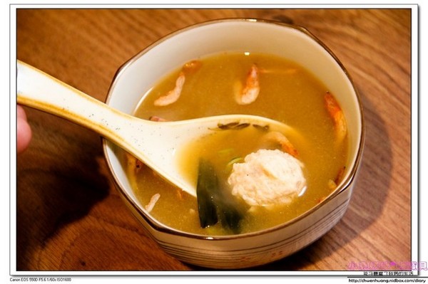 肥猫漁夫 海鮮丼專賣店:【美食♥台北】☼ 肥貓漁夫海鮮丼專賣店 ☼來自東北角新鮮魚貨,美味的海鮮丼飯♥♥