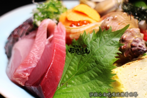 肥猫漁夫 海鮮丼專賣店：台北海鮮丼/一碗飯吃到18種魚『肥猫漁夫海鮮丼專賣店』捷運中山國小站