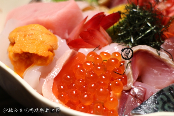 肥猫漁夫 海鮮丼專賣店：台北海鮮丼/一碗飯吃到18種魚『肥猫漁夫海鮮丼專賣店』捷運中山國小站