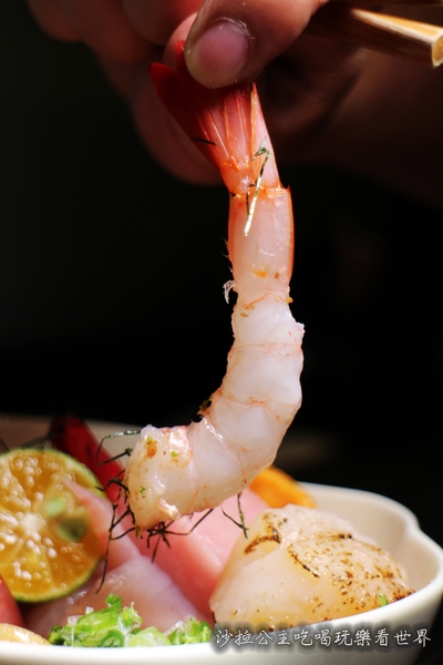 肥猫漁夫 海鮮丼專賣店：台北海鮮丼/一碗飯吃到18種魚『肥猫漁夫海鮮丼專賣店』捷運中山國小站