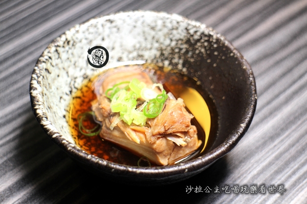 肥猫漁夫 海鮮丼專賣店：台北海鮮丼/一碗飯吃到18種魚『肥猫漁夫海鮮丼專賣店』捷運中山國小站